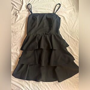 Short Black Flowy Dress!! 🖤✨ From Francesca’s!!
